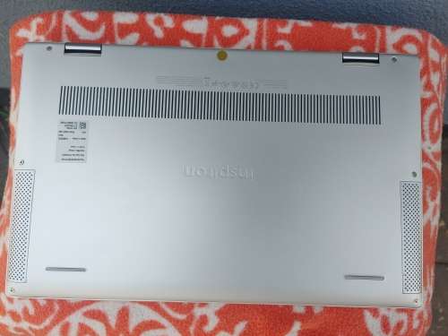 Dell Inspiron - 7300 - 2 in 1 - Touch Screen - i5 10th Gen - 8GB Ram - 256SSD - MINT Condition