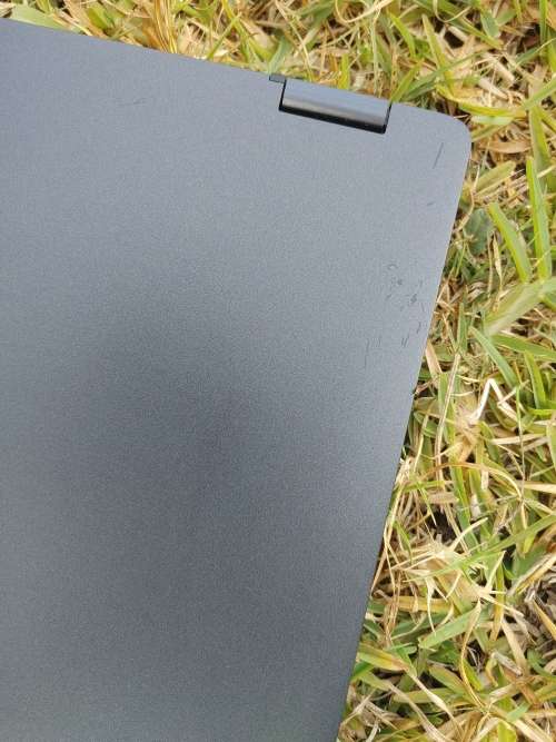 Dell Inspiron - 5300 - 2 in 1 - Touch Screen - i5 8th Gen - 8GB Ram - 256SSD - EXCELLENT Condition