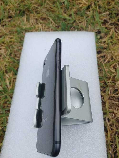 iPhone 8 - Space Grey - 256GB - EXCELLENT CONDITION