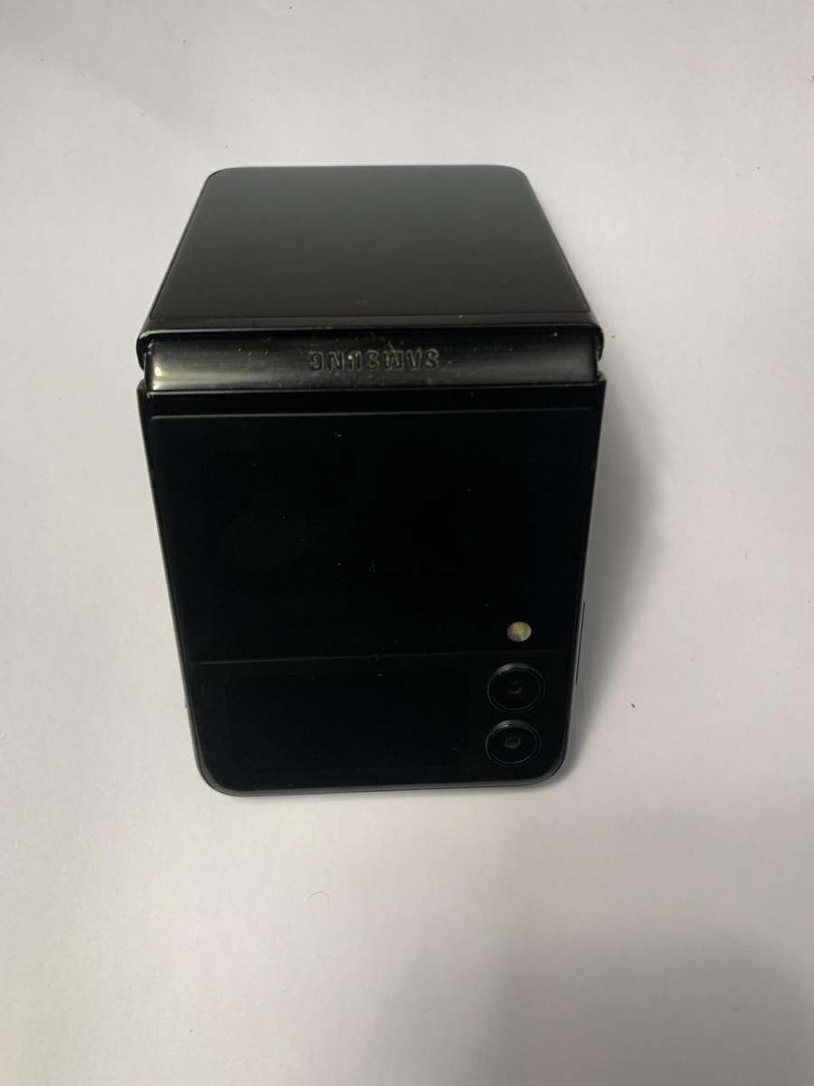 Samsung Galaxy - FLIP 3 - 5G - 128GB - All Networks - Phantom Black - EXCELLENT CONDITION