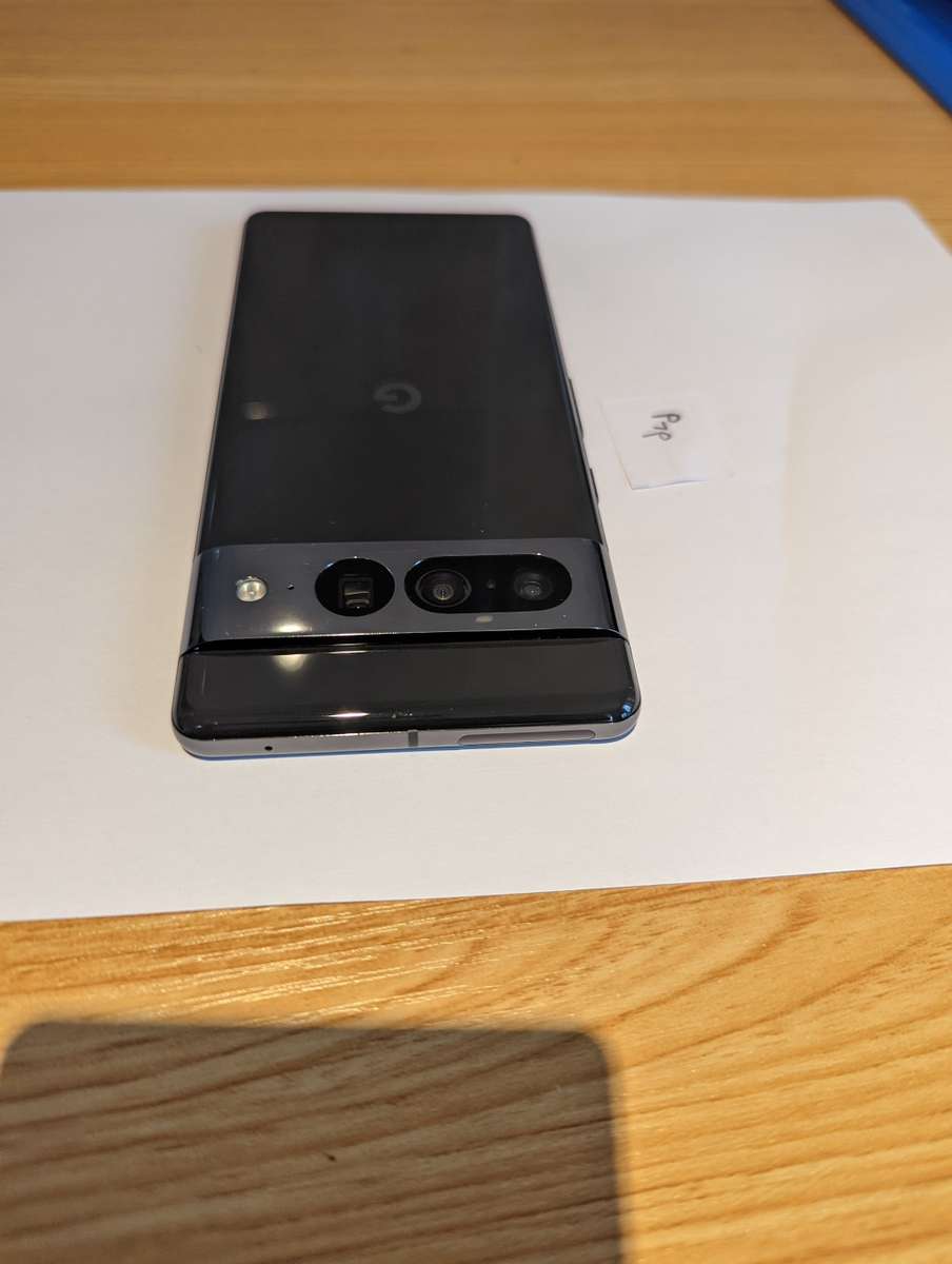 Google Pixel - 7Pro - 5G - 128GB - All Networks - OBSIDIAN - MINT CONDITION