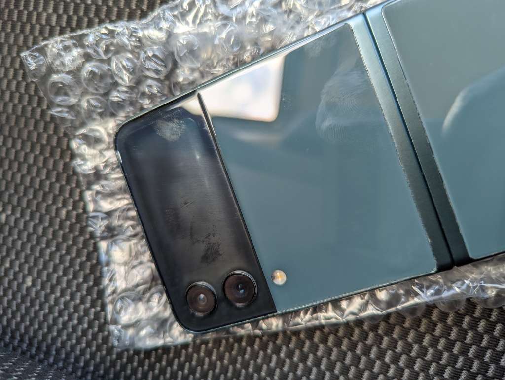 Samsung Galaxy - FLIP 3 - 5G - 256GB - All Networks - Green - EXCELLENT CONDITION