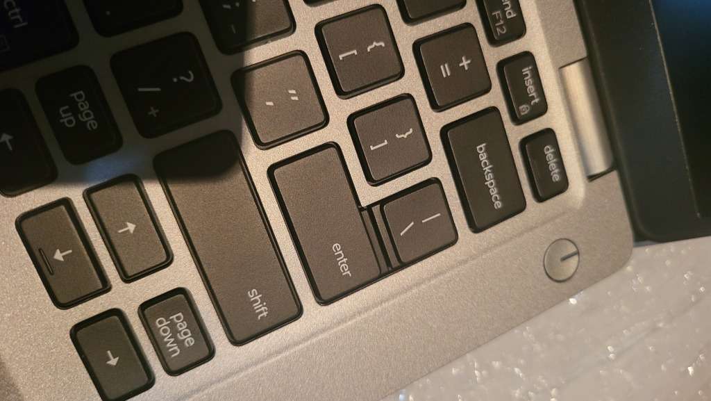 Dell Latitude - 5410 - i5 10th Gen - 8GB Ram - 256SSD - VERY GOOD Condition