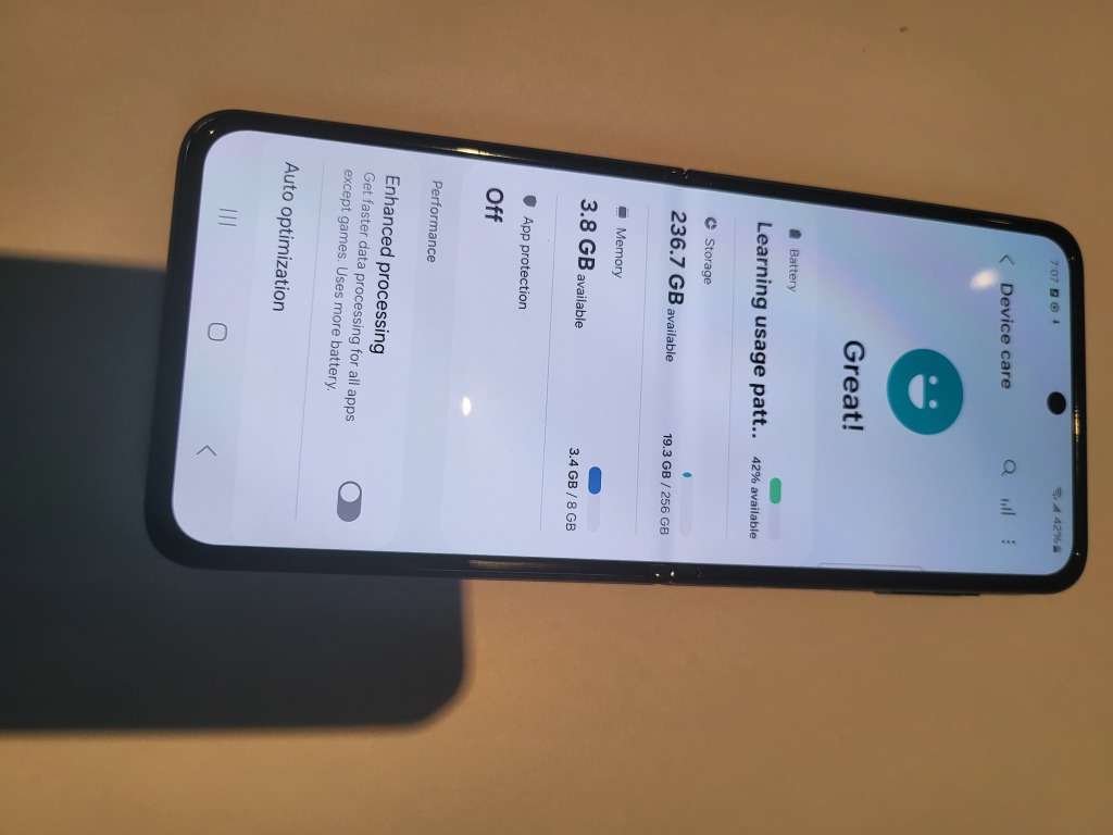 Samsung Galaxy - FLIP 3 - 5G - 256GB - All Networks - Phantom Black - Very Good Condition