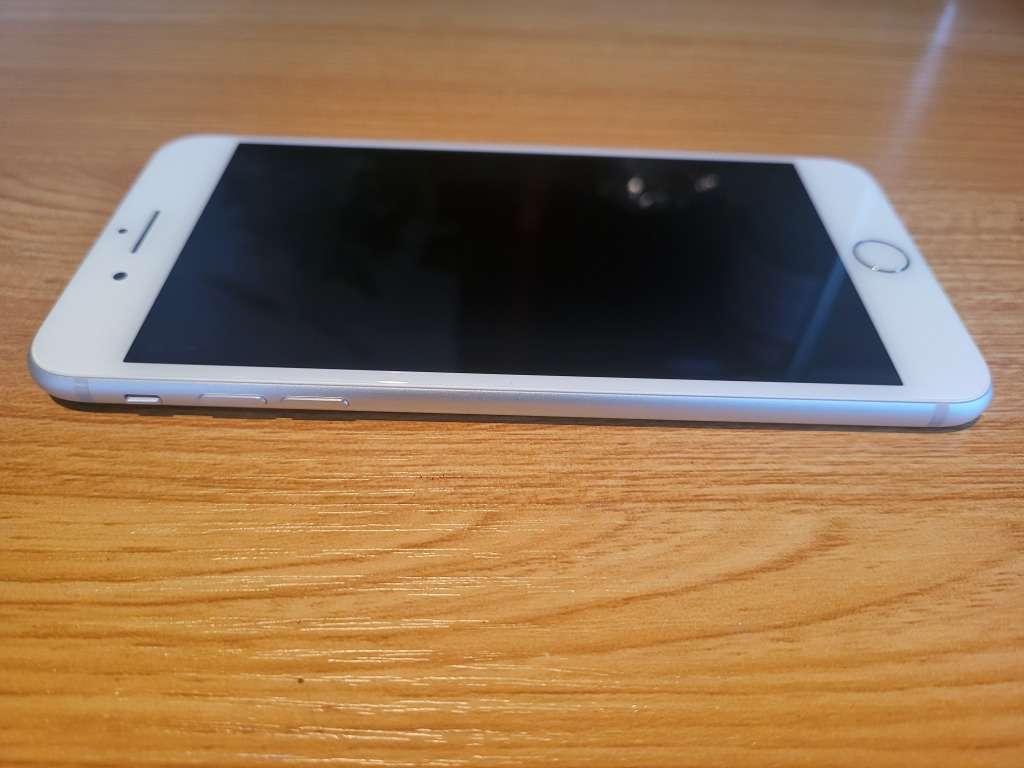 iPhone 7 Plus - Silver - 256GB - Excellent Condition