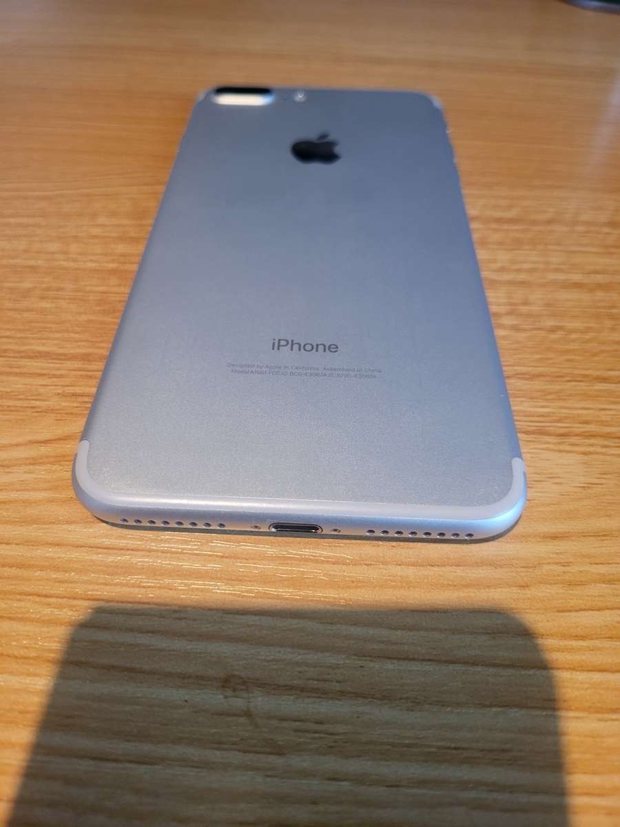 iPhone 7 Plus - Silver - 256GB - Excellent Condition