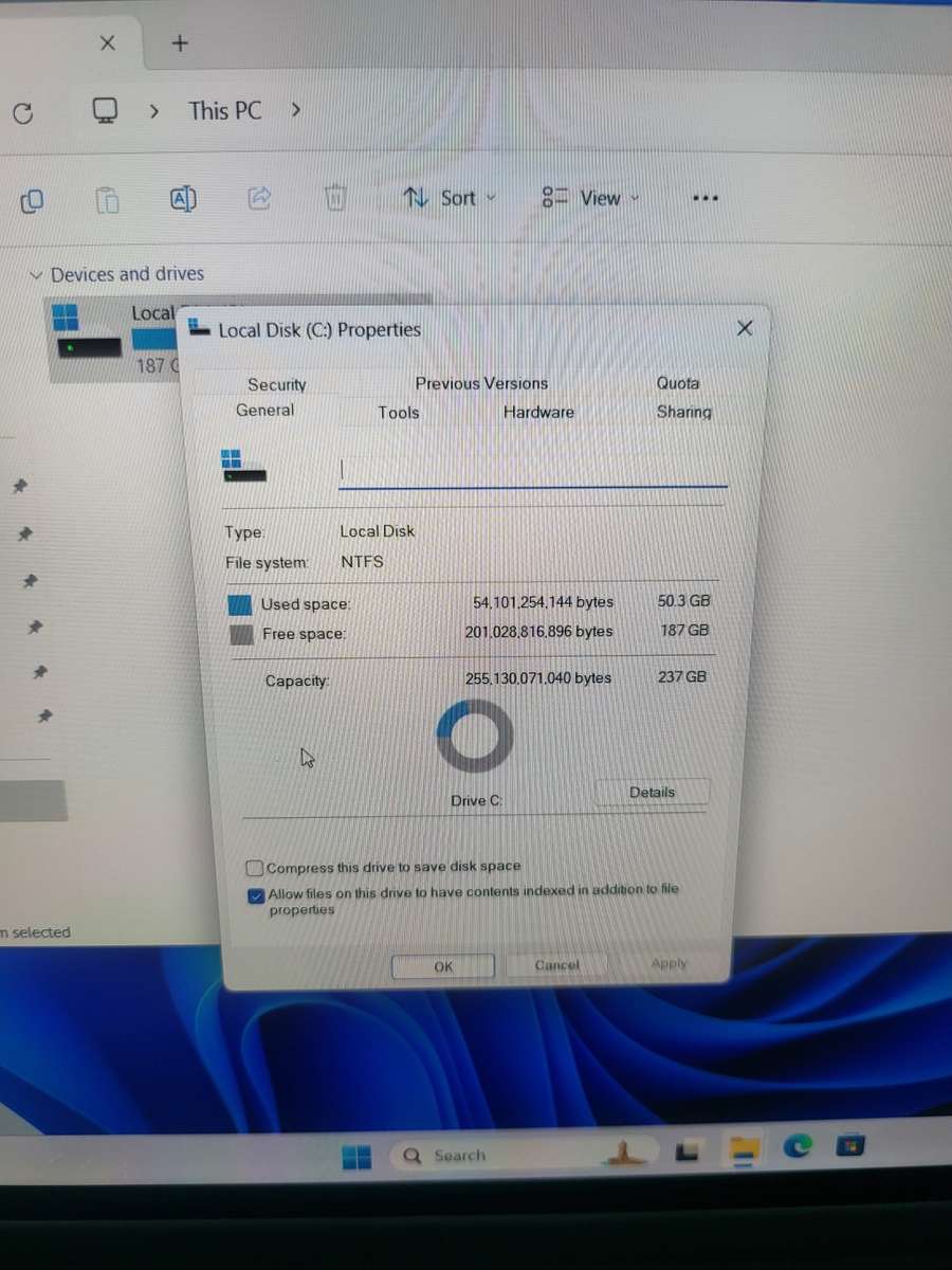 Dell Latitude 7320 - 2 in 1 - Touch Screen - i5 11thGen - 16GB Ram - 256GB SSD - Very Good Condition