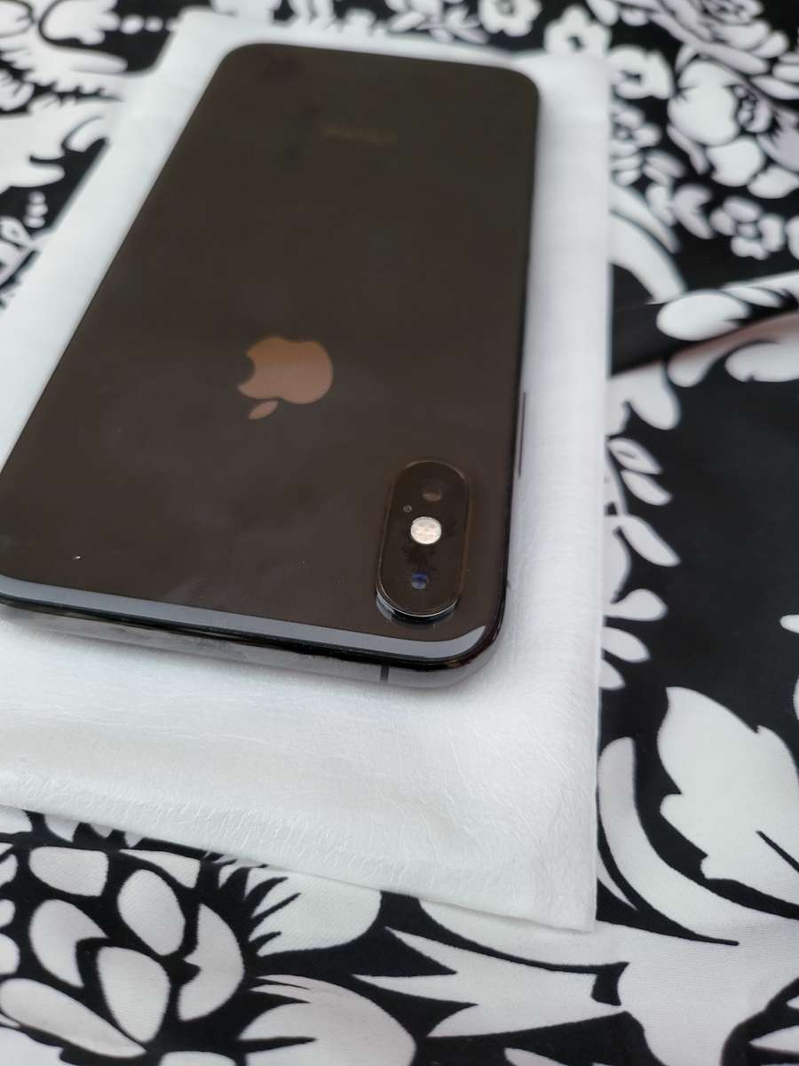 iPhone XS - Space Grey - 256GB