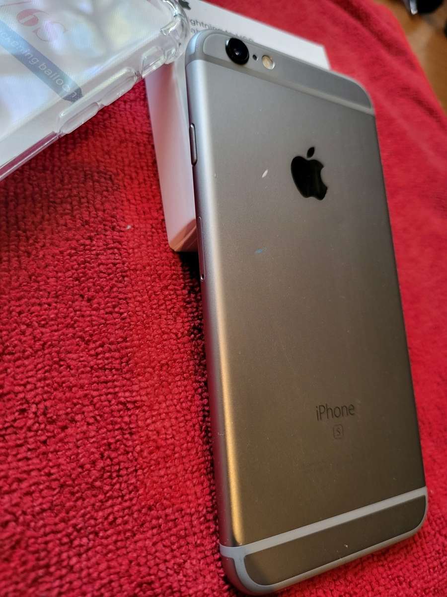 iPhone 6s - Space Grey - 32GB - Excellent Condition - Complete Package
