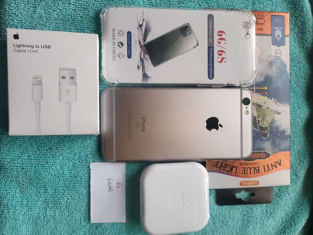 iPhone 6s - Space Grey - 128GB - Excellent Condition - Complete Package