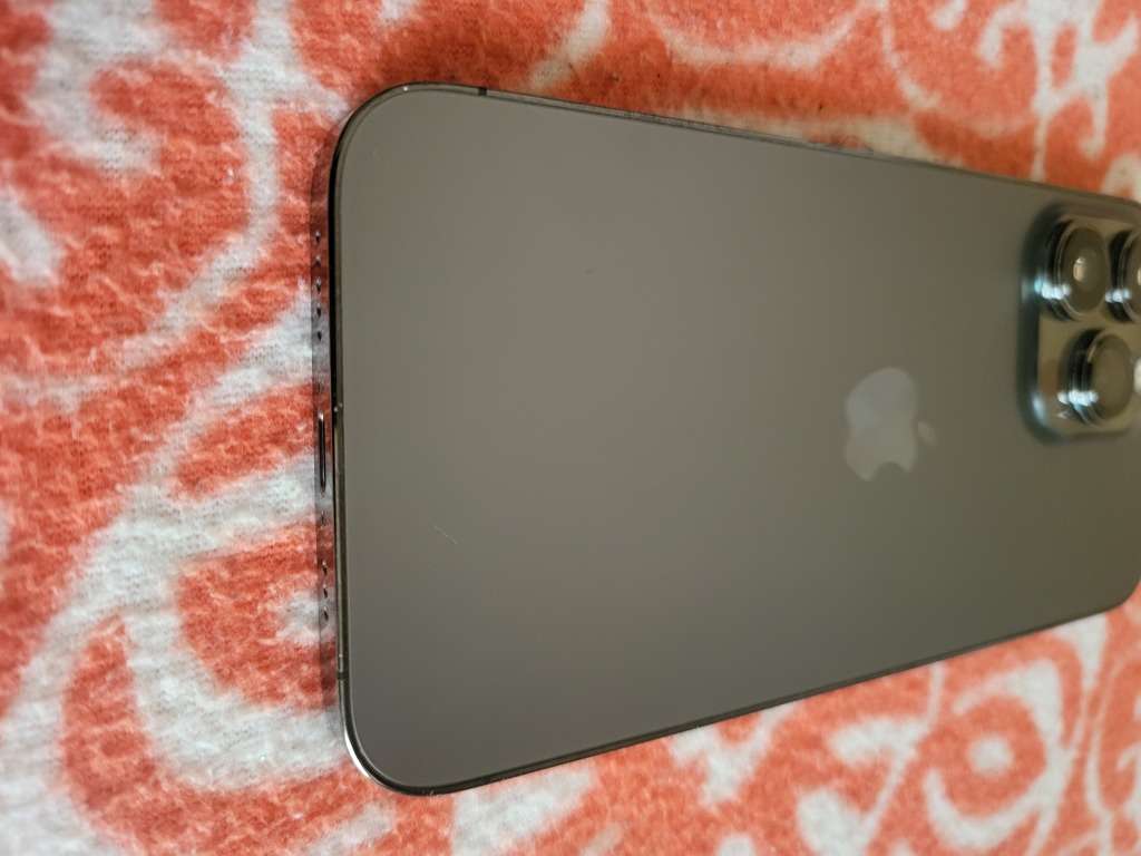 iPhone 13 Pro - Graphite - 128GB - Excellent Condition - With Extras