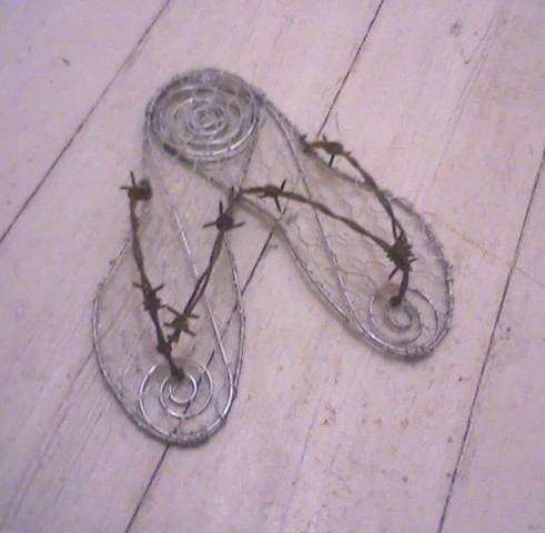 Dainty wire flip-flops  - Lovely!