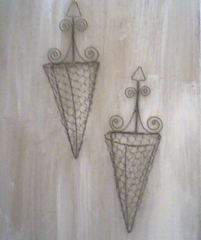 Set of 2 Wire herb holders - mount against the garden wall with pretty flowers or herbs.