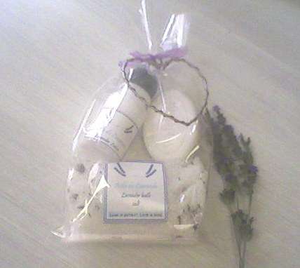 Gift pack with organic lavender bath crystals, body lotion and guest soap -  special little gift.