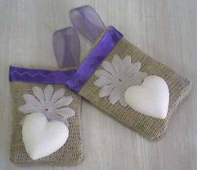 Country-style hessian sachet filled with organic lavender and ceramic heart-beautiful gift!