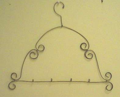Victorian-style hanger hook - totally divine!