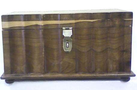Antique handmade jewellery box - wood embuia and kiaat - felt on inside needs replacing.