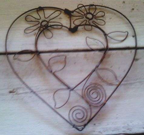 Rustic Wire Designer Heart for Decoration