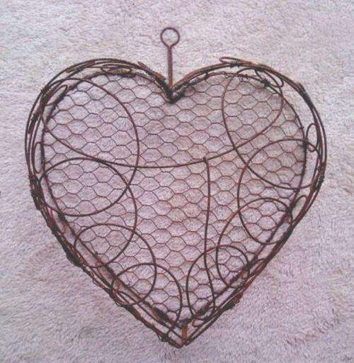 Wire heart basket - absolutely excellent craftmanship!