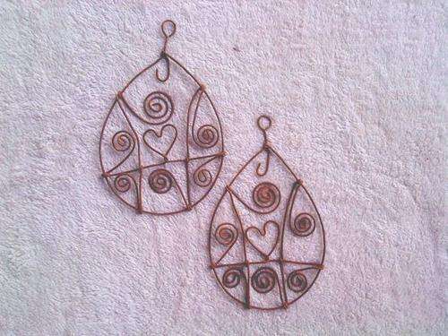 NEW Design rustic wire teardrop wall decoration - stunning! Set of 2.