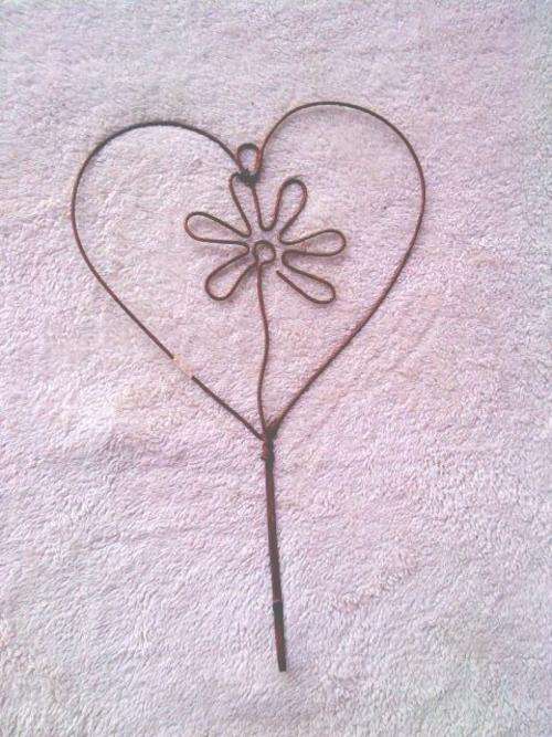 Lovely handcrafted wire heart  hook with dainty flower - absolutely stunning new design!