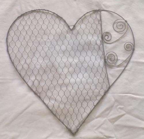 LOVELY designer wire heart - you have to love it!