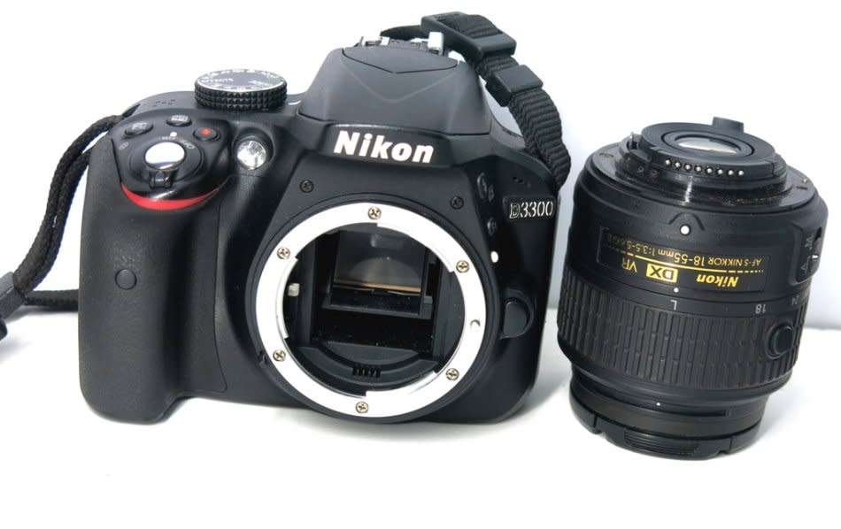 Nikon D3300 24.2 MP PRE-OWNED