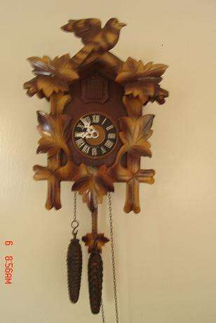 LOVELY TWO TONE WEST GERMAN CUCKOO CLOCK