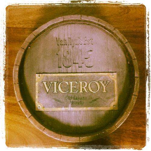 Viceroy Barrel Display Wall Mount