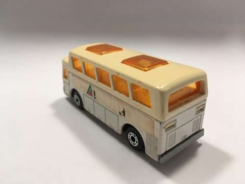 Matchbox - AIRPORT COACH - SUPERFAST NO.65 - ALITALIA