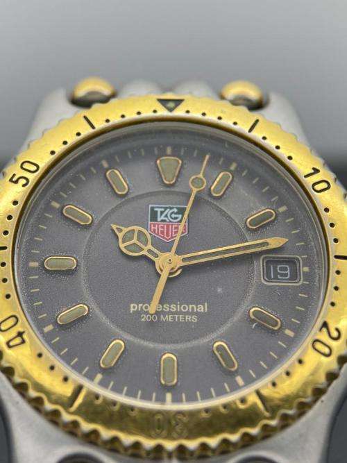 TAG Heuer Professional 200m men`s quartz watch