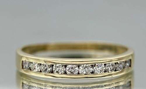 Amazing 0.40ct diamond eternity ring