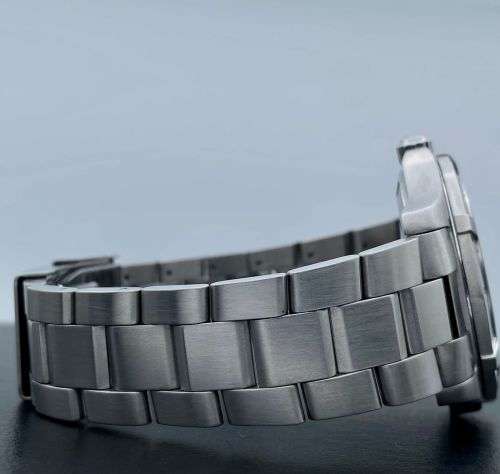 Tag Heuer Aquaracer 300m mens watch