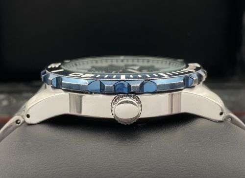 Seiko 5 Sports automatic mens watch