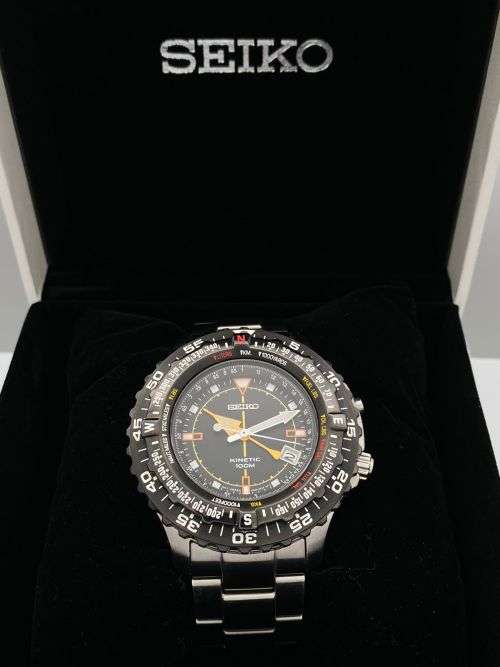 Seiko Kinetic Compass Mens watch