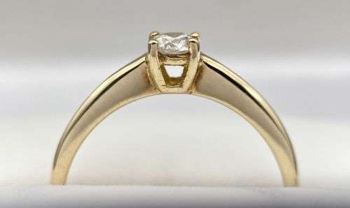 Elegant 0.25ct Diamond solitaire ring