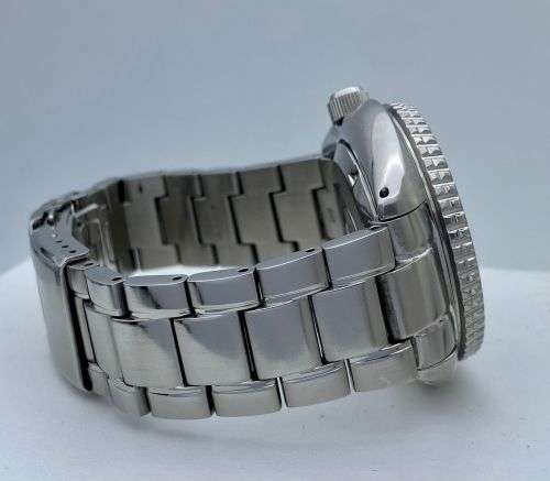 Seiko Prospex `Save The Ocean Great White Shark Edition` Mens watch