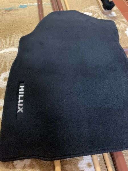 Toyota Hilux Original Mats