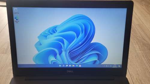 Dell Inspiron 3593 i5 10th gen with Box Free Backpack