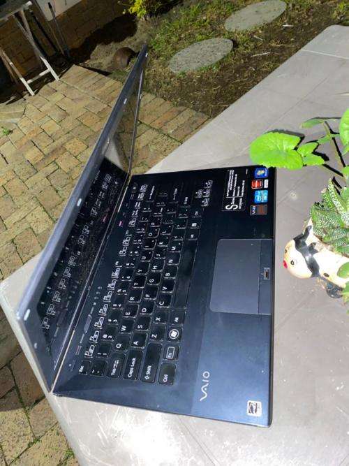 Sony Vaio Core i7 Laptop PCG