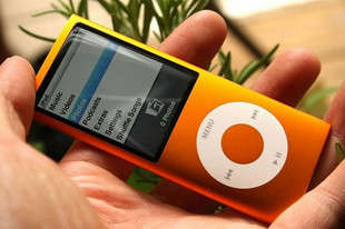 MP3/4 WITH CAMERA 8GB
