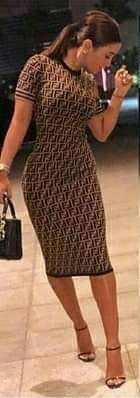 Elegant short sleeve midi dress