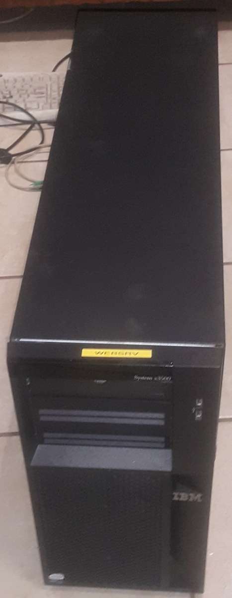 IBM X3500 Type 7977 Server