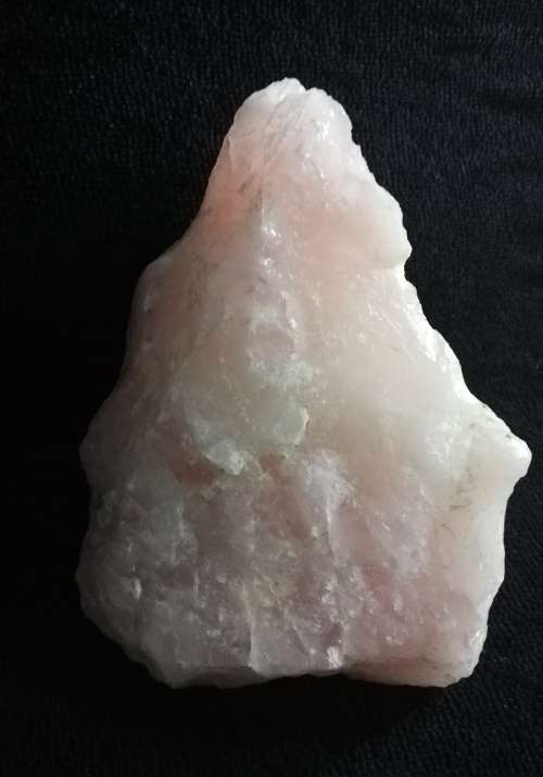 ROSE QUARTZ CRYSTAL - XXL SIZE - BEAUTIFUL CRYSTAL