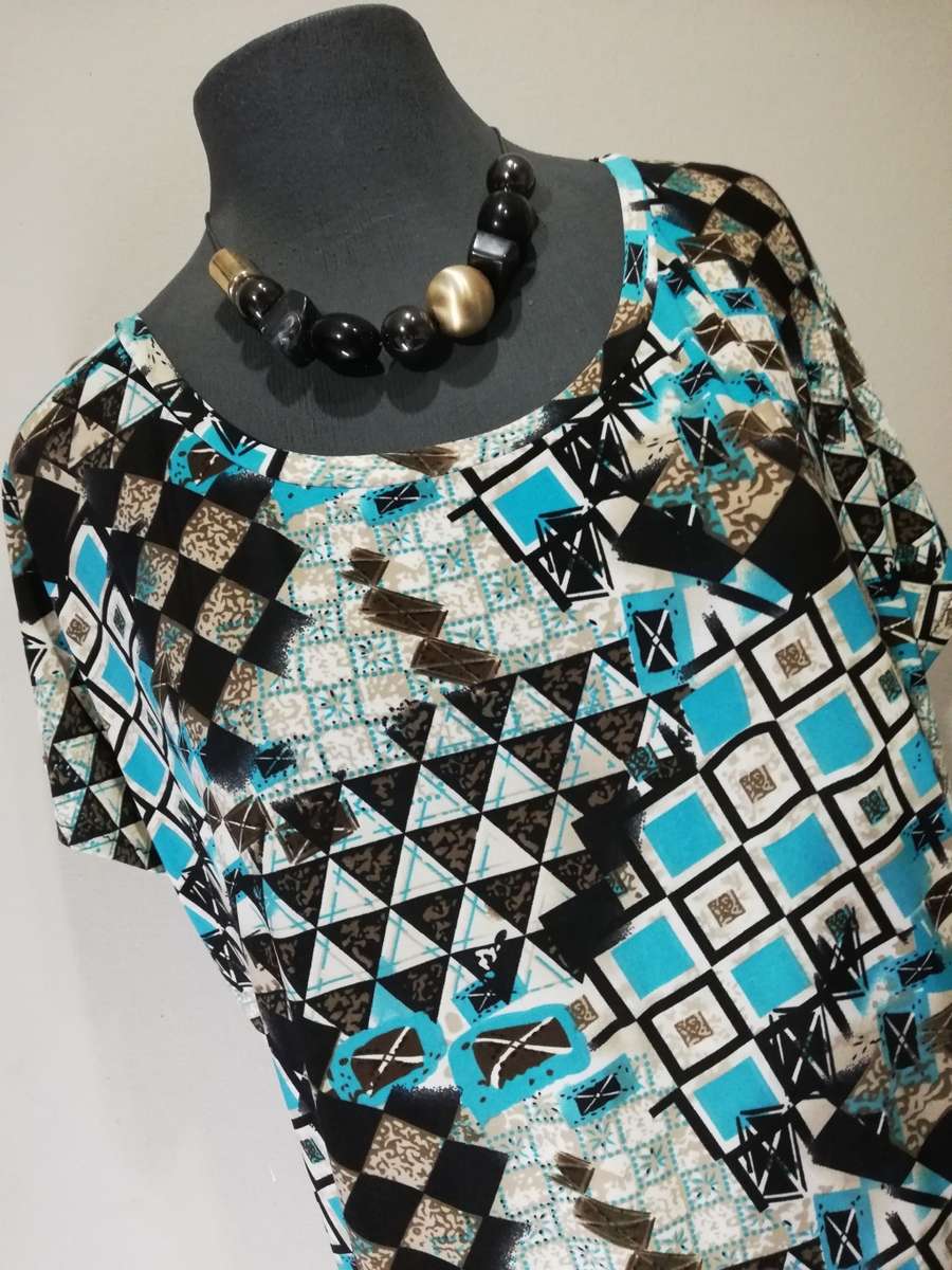 Shift Dress by VANILLA LEE / Size: (XXXL) Ladies 46,48,50