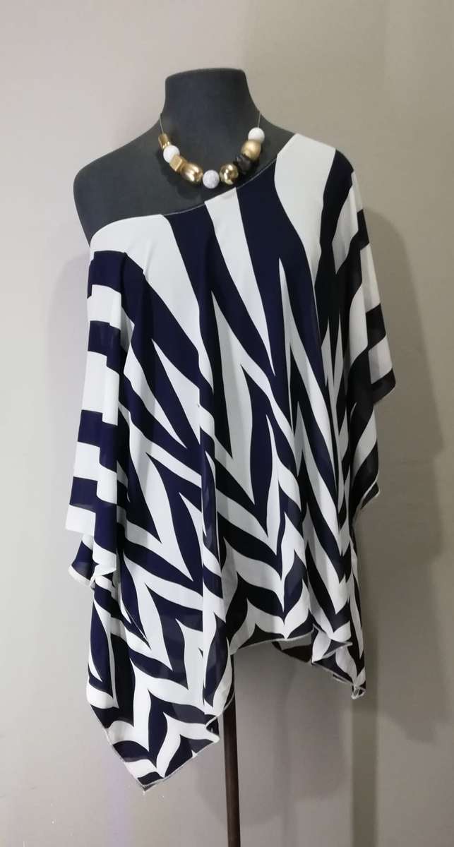 Kaftan Top by VANILLA LEE / Size: Large (Ladies 38 - 40 - 42) Bespoke designer top