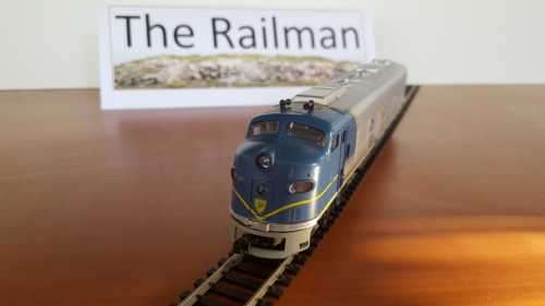 Rivarossi E-8 A & B and Diesel Locomotive - Delaware & Hudson