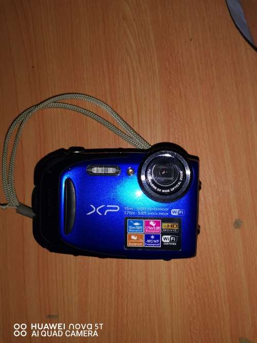 FUJI FILM FINE PIX XP80