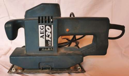 AEG Orbital Sander vs 130