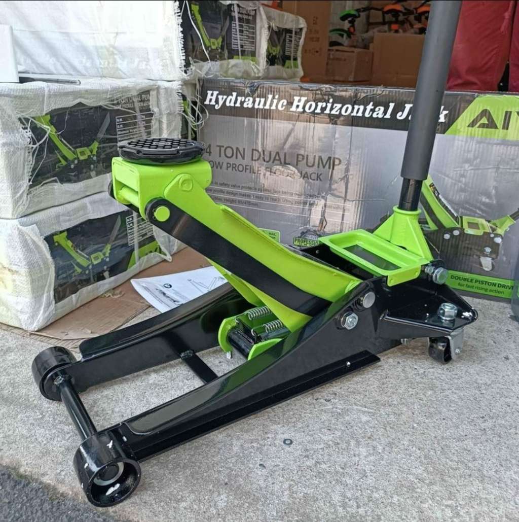 4 Ton Hydraulic low-profile Horizontal Car Jack